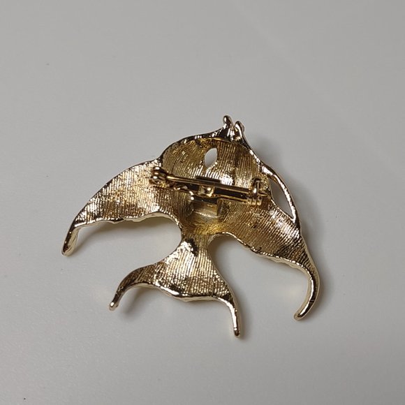 Vintage Gold Tone Angelfish Brooch - Picture 12 of 13